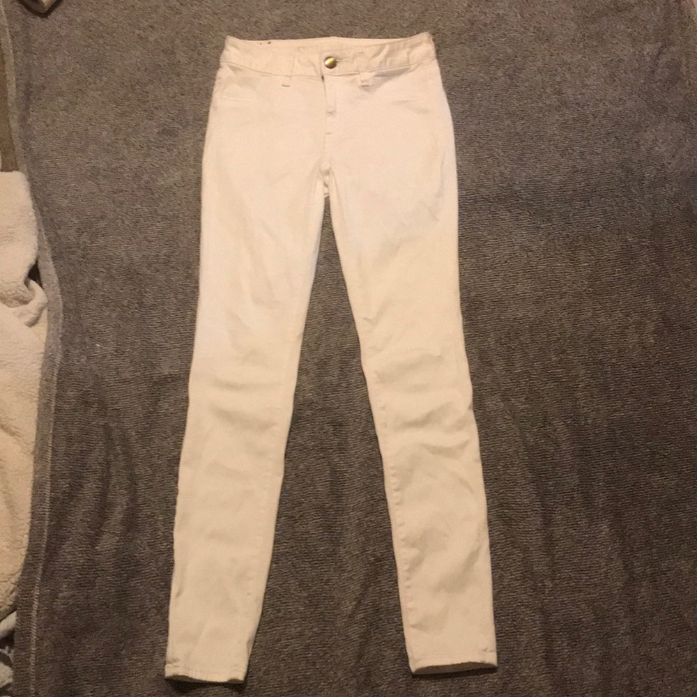 American Eagle white jeans